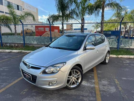 HYUNDAI I30 2.0 MPI 16V GASOLINA 4P MANUAL